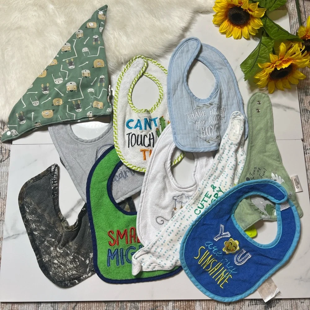 Bundle baby bibs